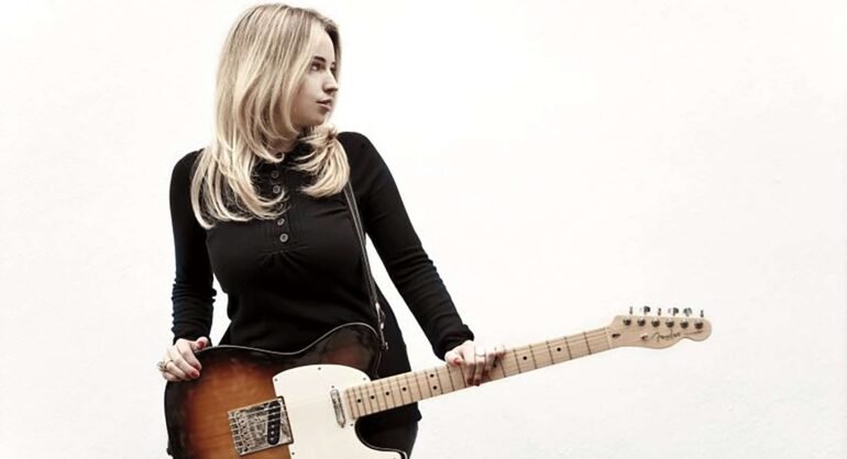 Jane Sheldon - Photo by Tony Byrd