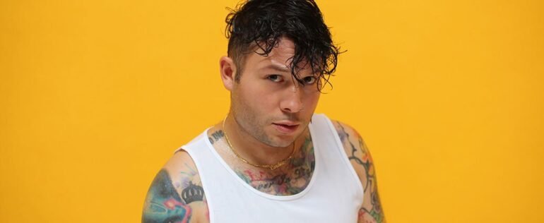 Bentley Robles