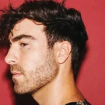 alternative dance,queer pop,self-acceptance,Steinsdotter