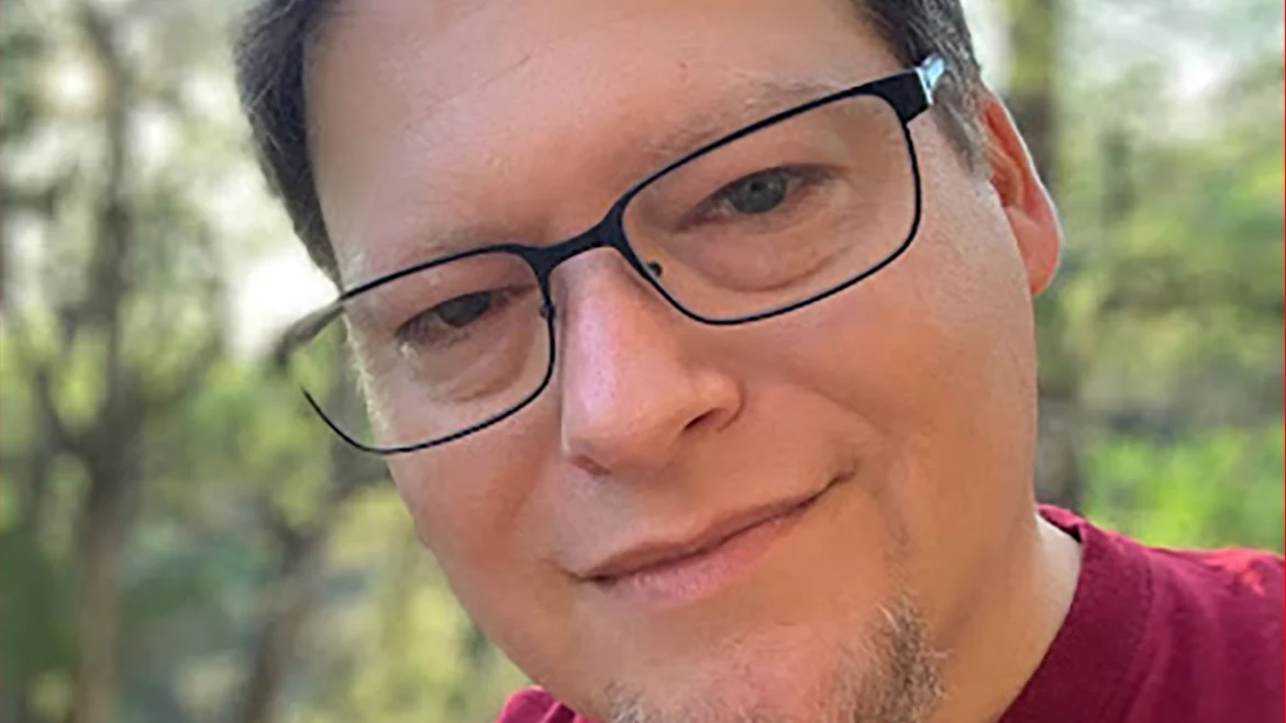 Picture of Joel Brogon with glasses, darkbrown hair.