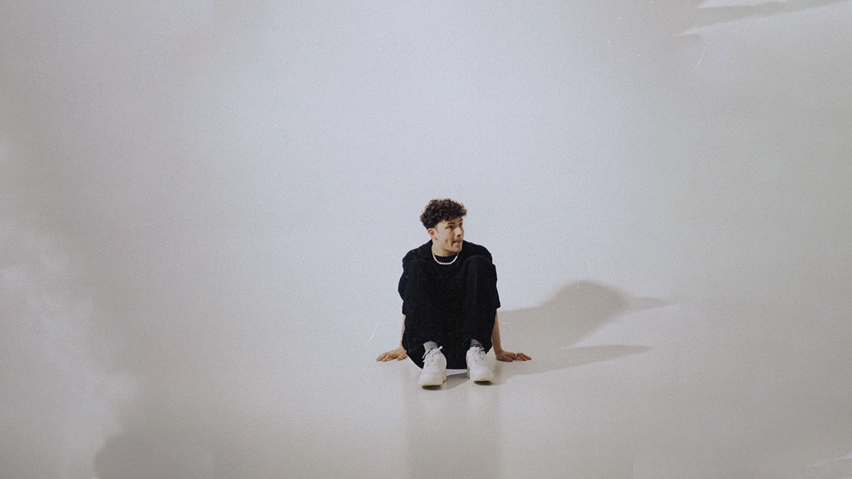 Daniel Owen - single cover to «La Bonita»