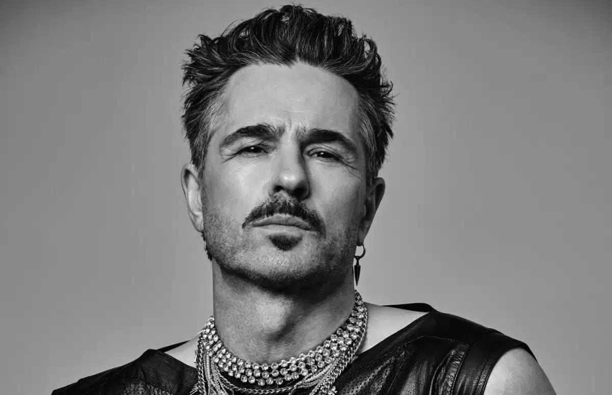 Peter Jöback - Photo by Magnus Ragnvid