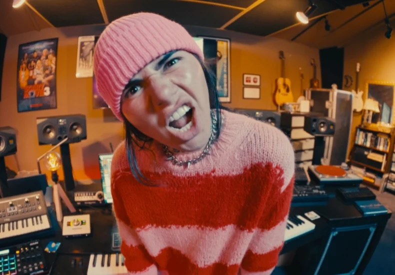 Chloe Star - Photo by Kai Dickson